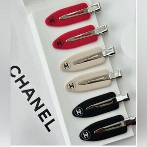 NIP CHANEL Beaute Red, Beige, and Black Hair Clip Trio